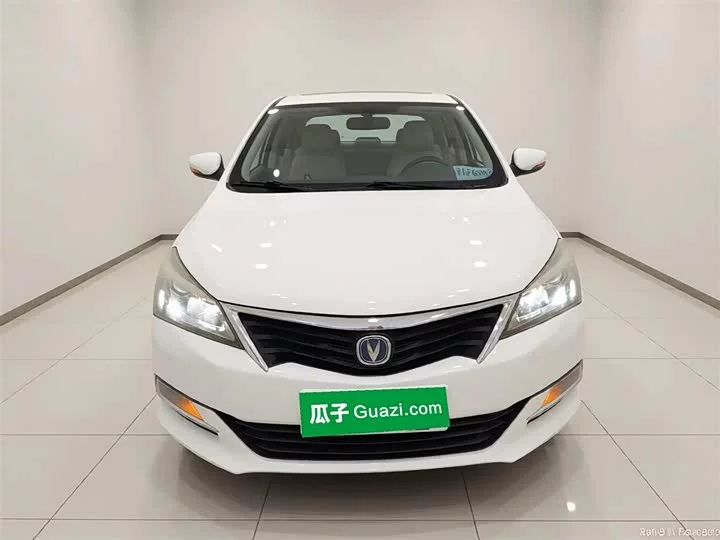 Changan Yuexiang V7