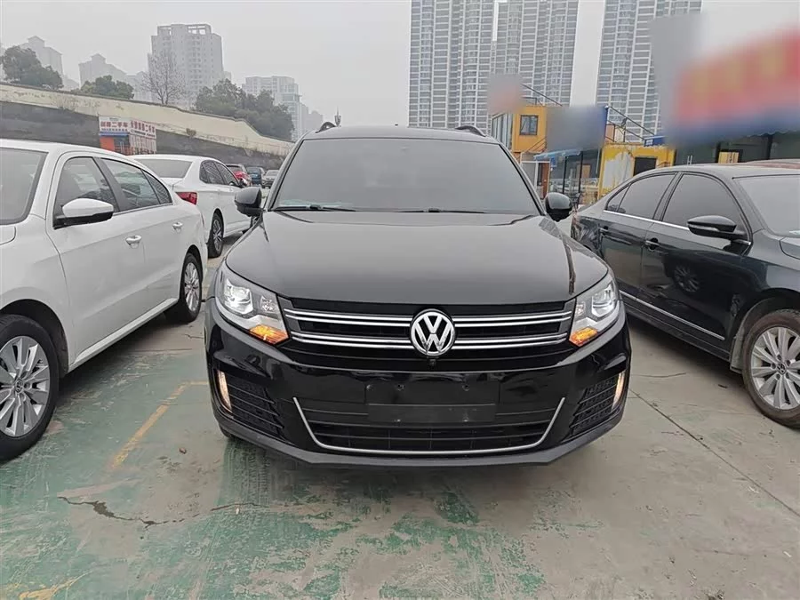 Volkswagen Tiguan