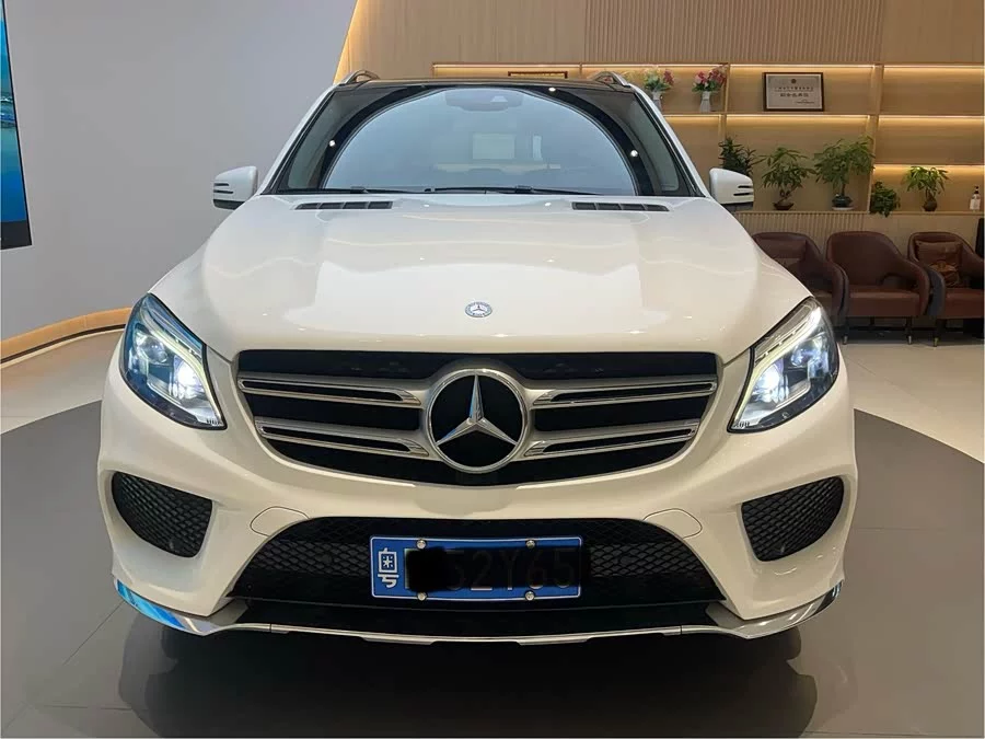 Mercedes Benz GLE (Imported)