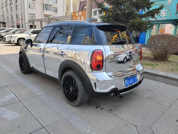 MINI COUNTRYMAN