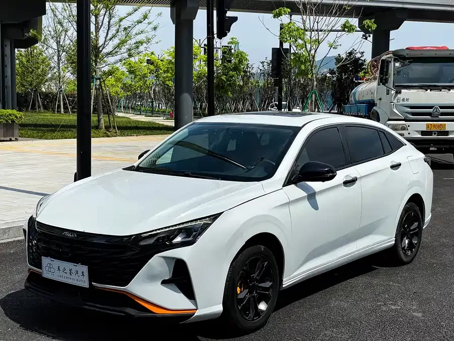 Dongfeng Yixuan