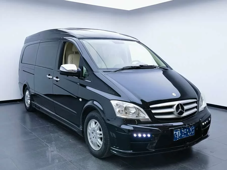 Mercedes Benz Vito