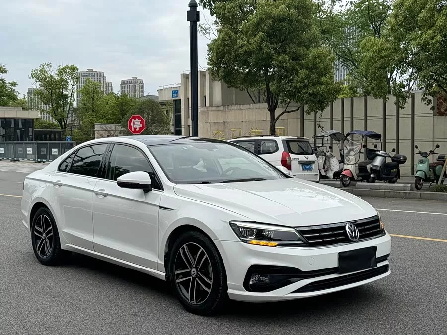 Volkswagen Lingdu