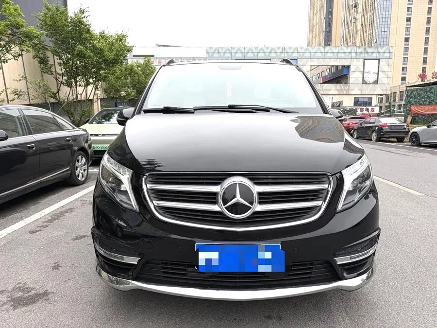 Mercedes Benz Vito