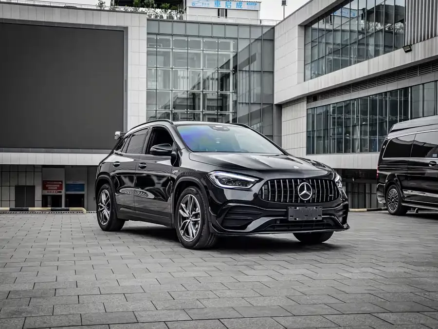 Mercedes Benz GLA AMG
