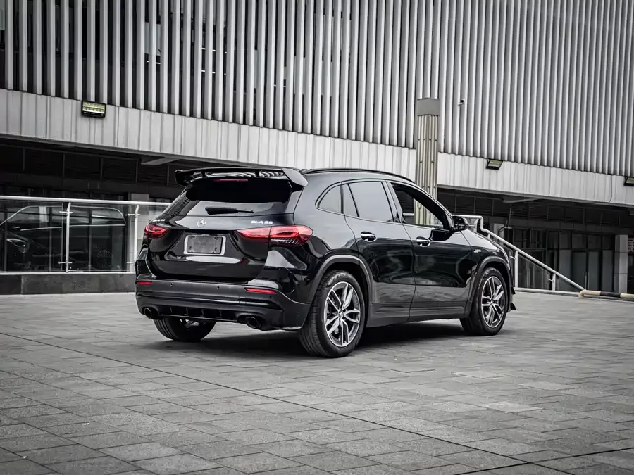 Mercedes Benz GLA AMG