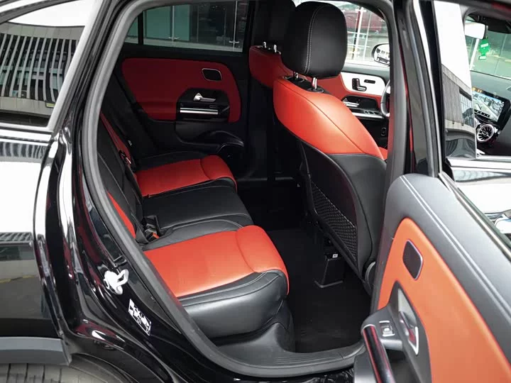 Mercedes-Benz GLA AMG