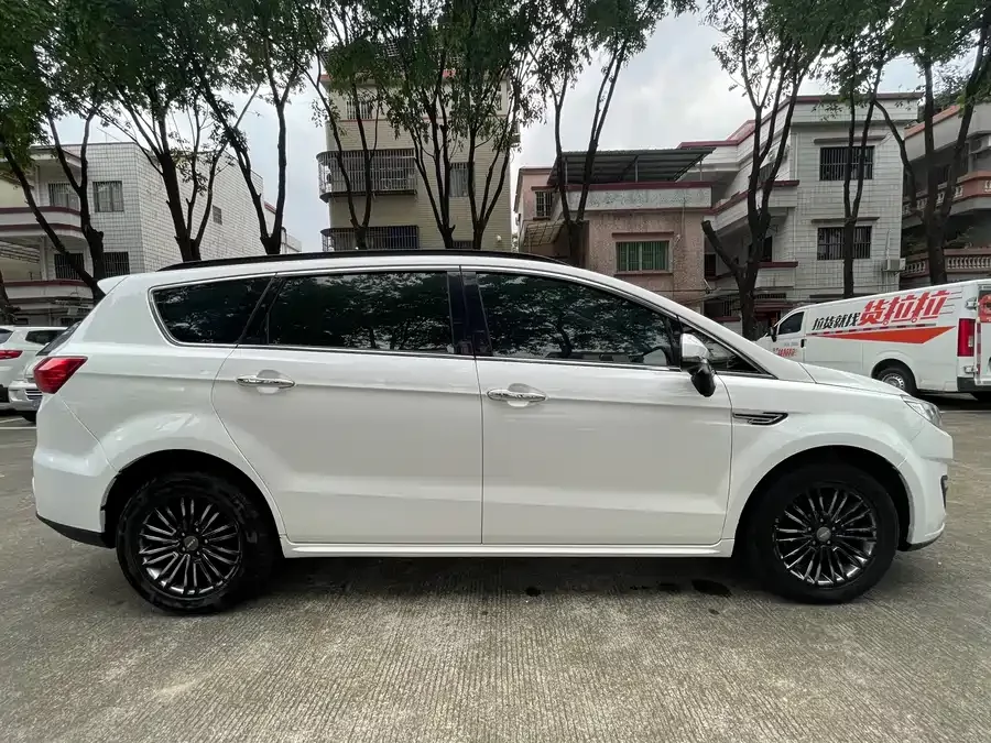 Lifan Cars Xuanlang