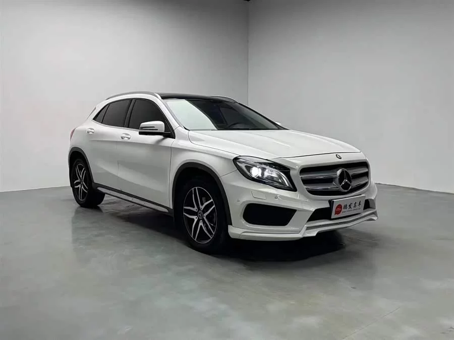 Mercedes Benz GLA