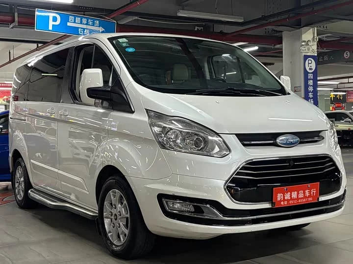 Ford Toureo