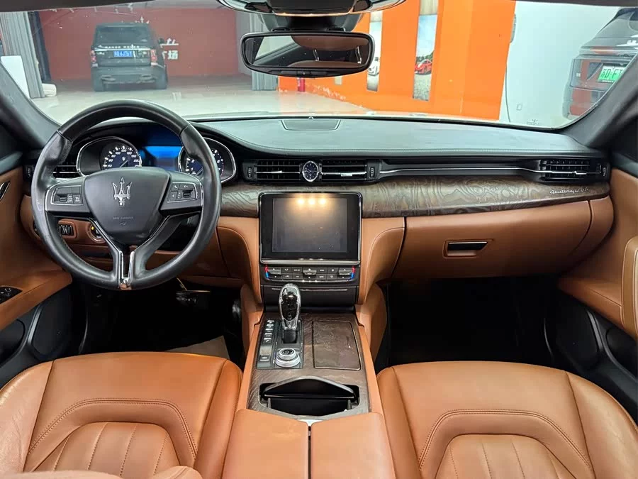 Maserati President