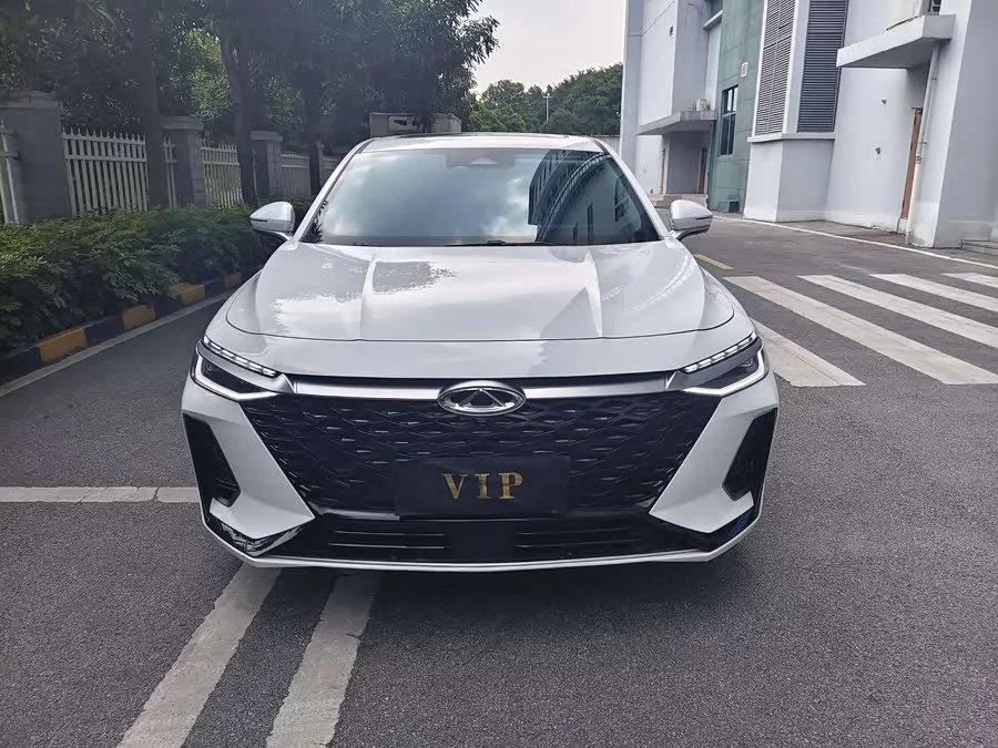 Chery Arrizo 8