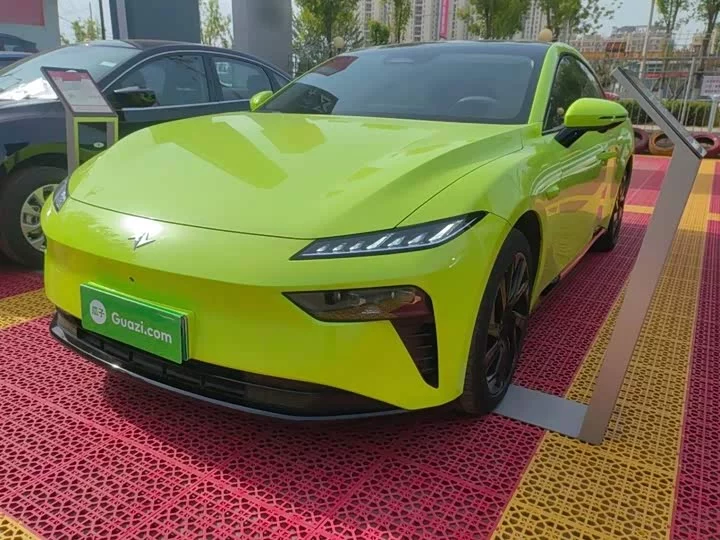 Dongfeng eπ007