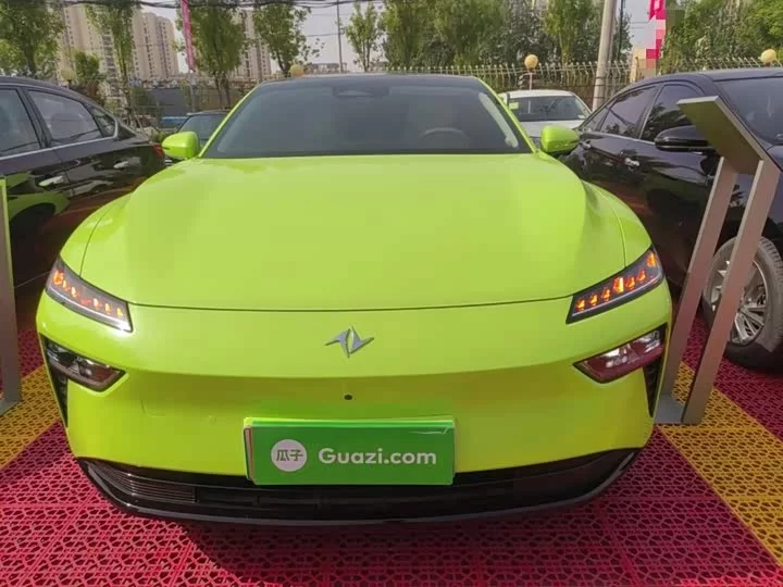 Dongfeng eπ007