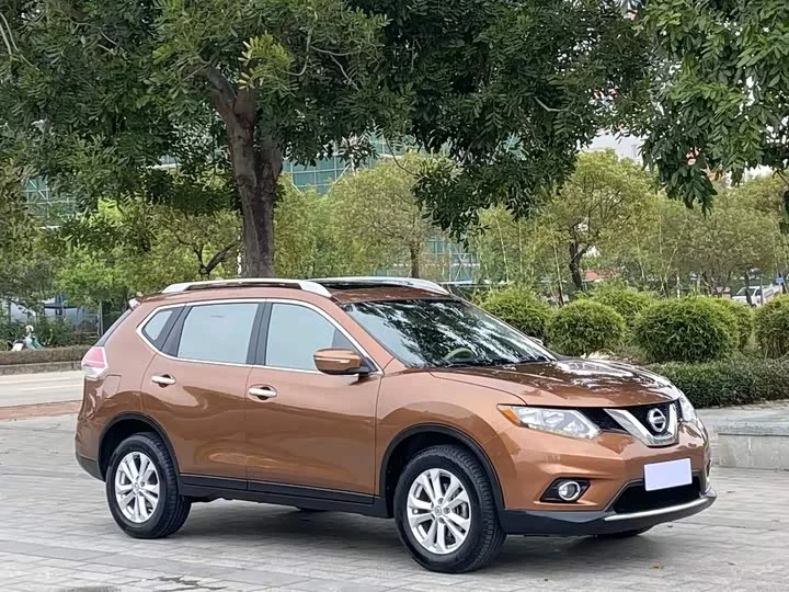 Nissan Qijun