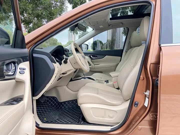 Nissan Qijun