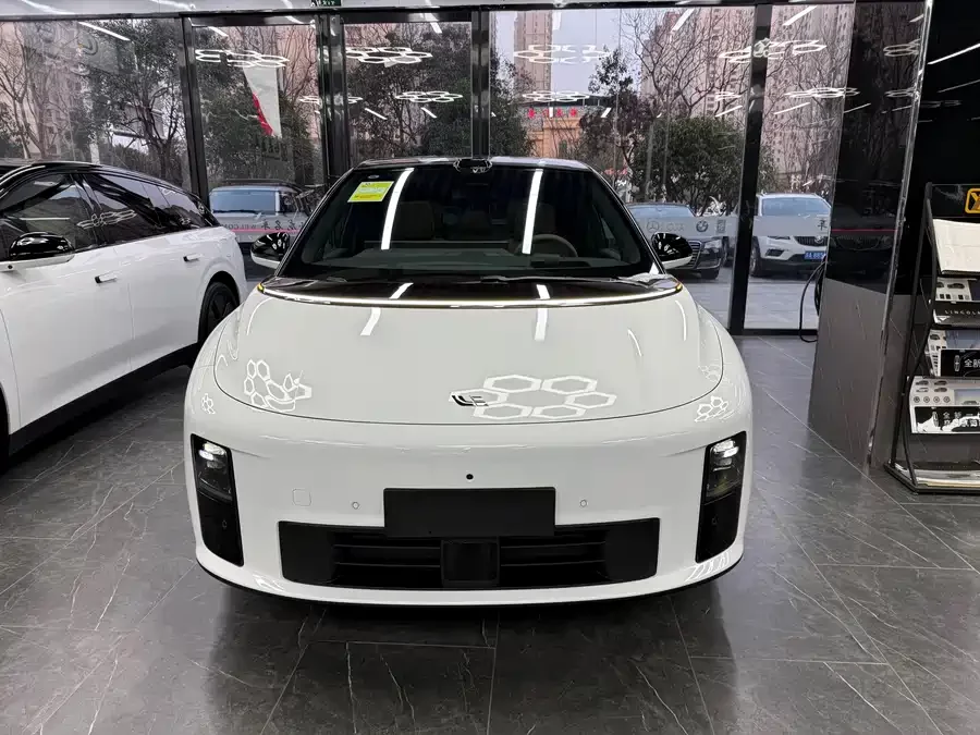 Li Auto i6
