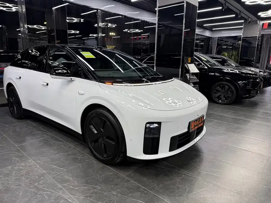 Li Auto i6