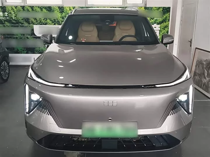 Geely Galaxy L7