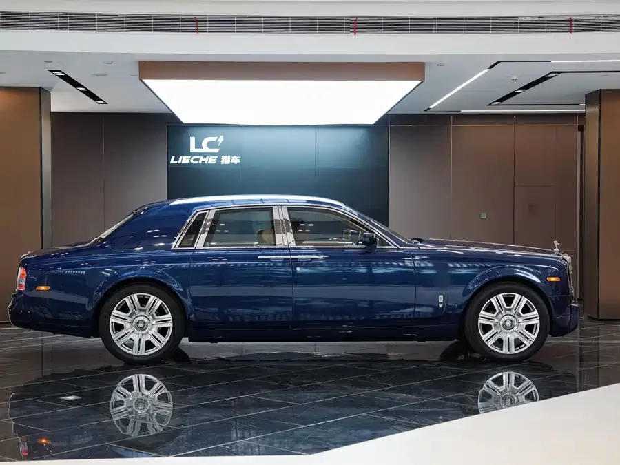 Rolls-Royce Phantom