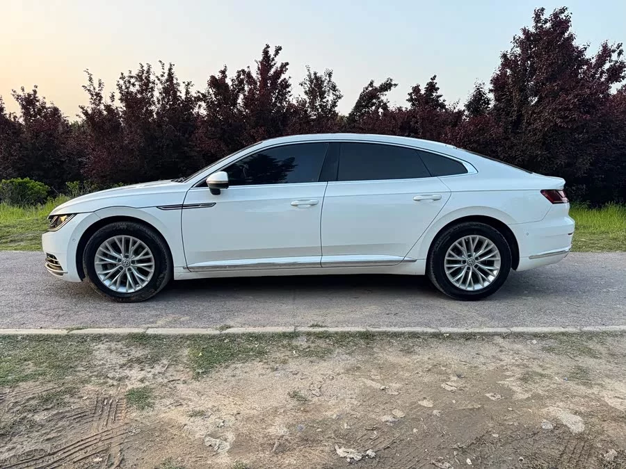 Volkswagen FAW- CC