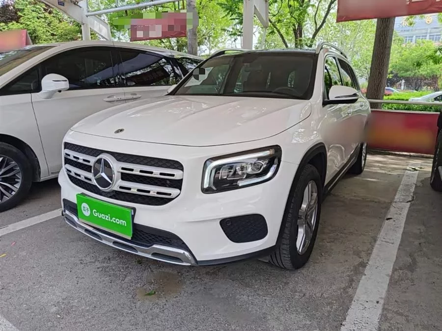 Mercedes Benz GLB