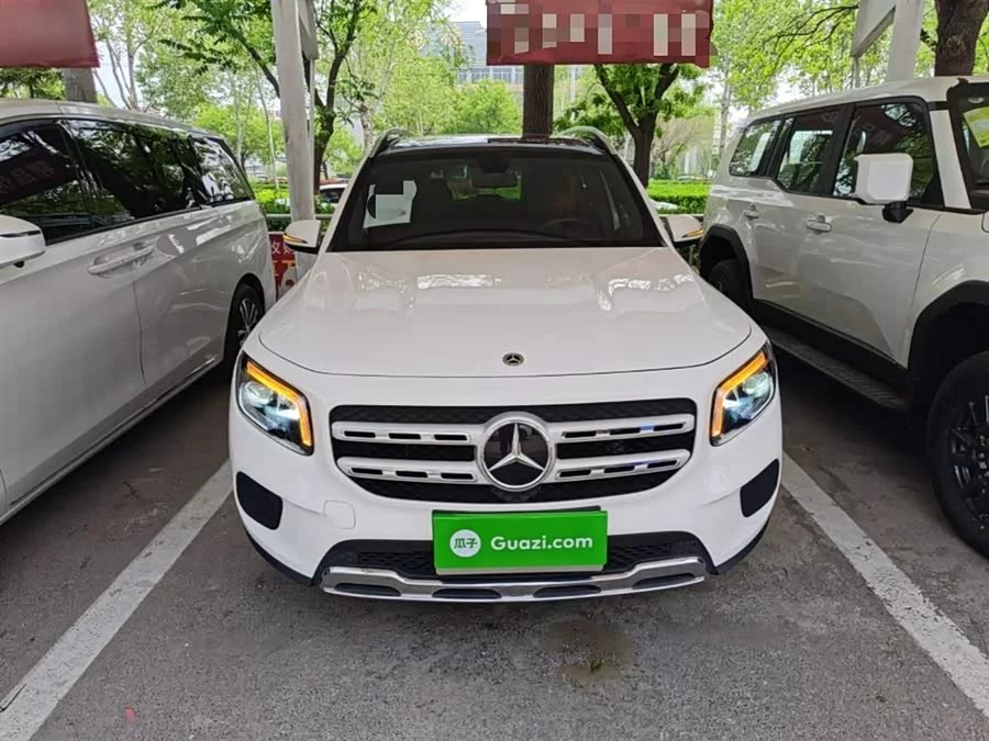 Mercedes Benz GLB