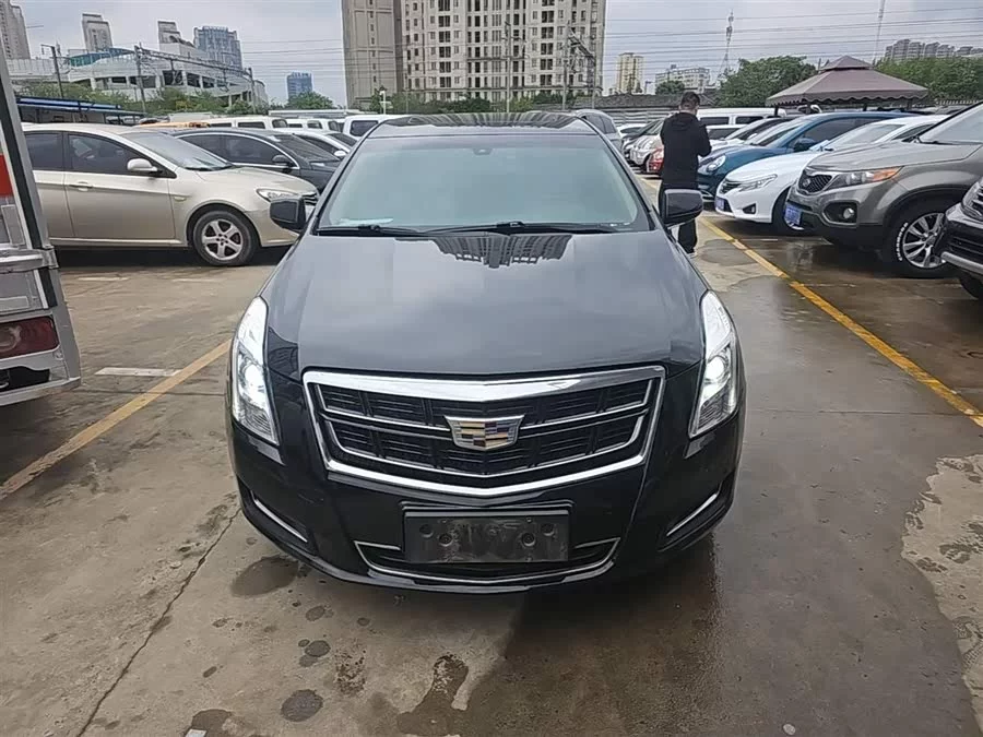 Cadillac XTS