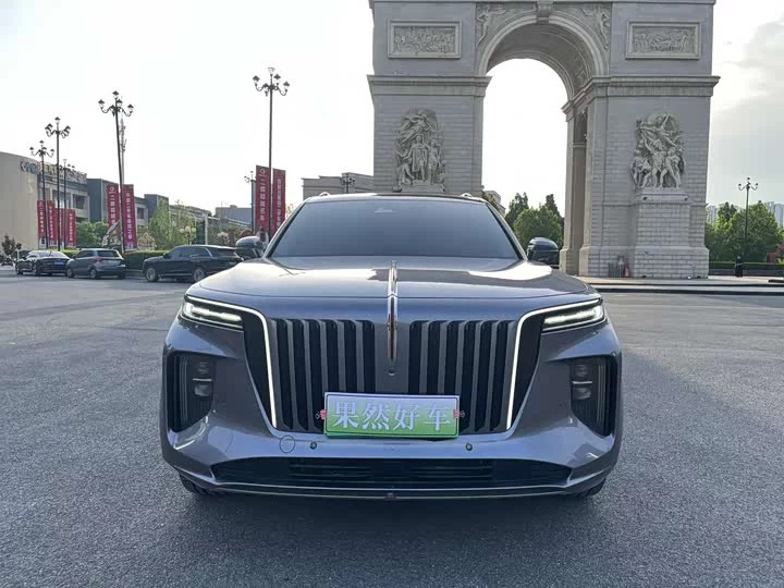 Hongqi E-HS9