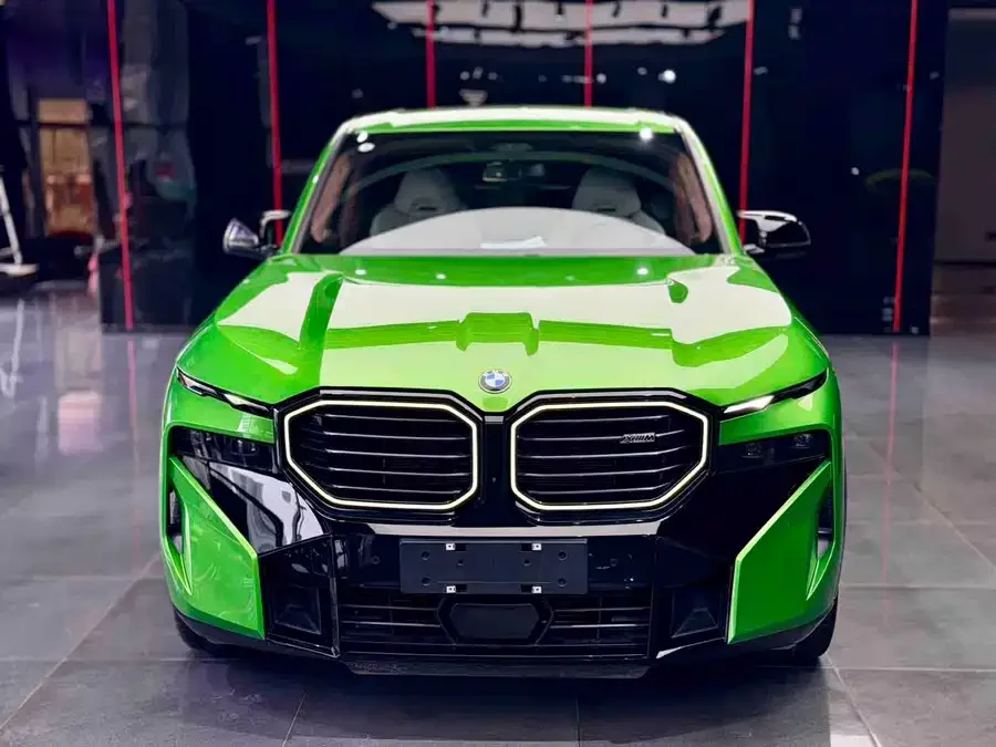 BMW XM