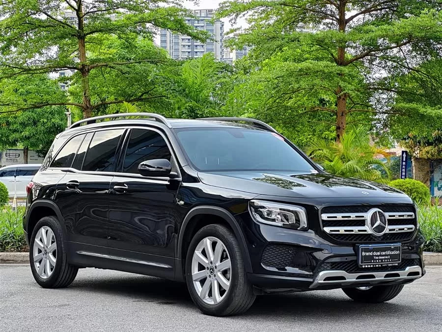 Mercedes Benz GLB