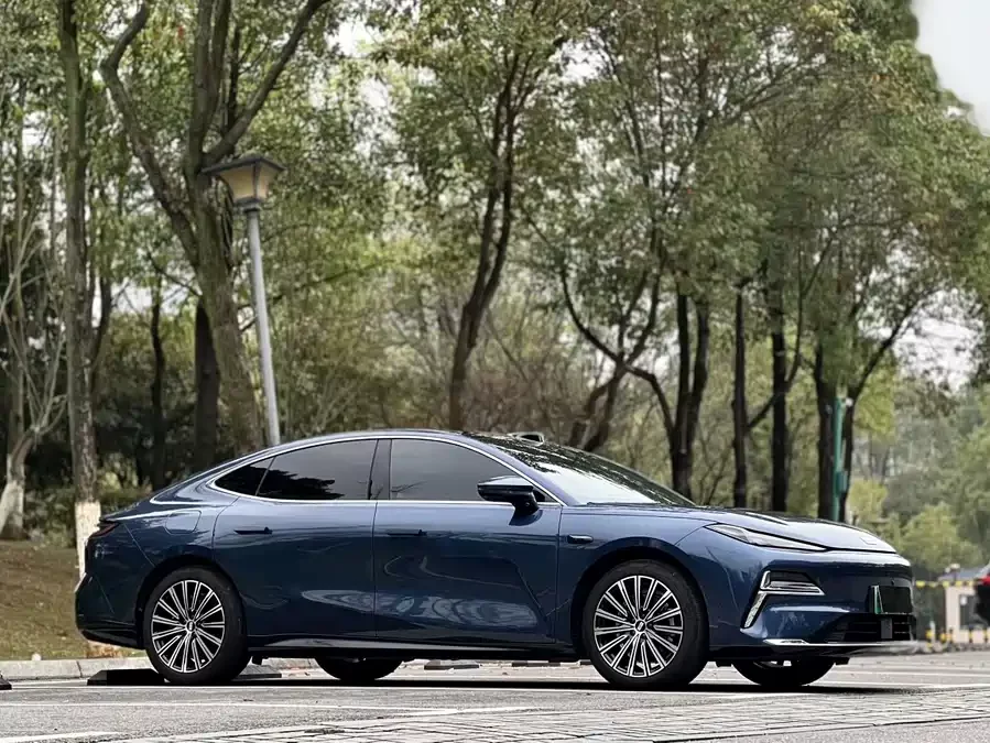 Geely Galaxy Star 8