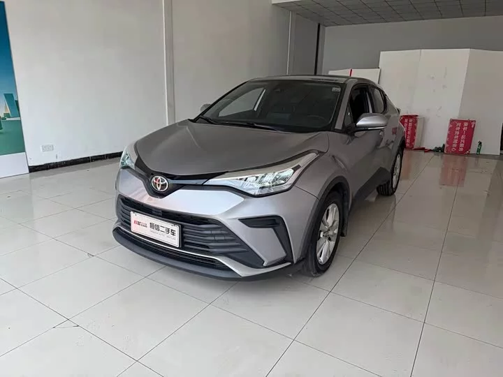 Toyota Yize IZOA