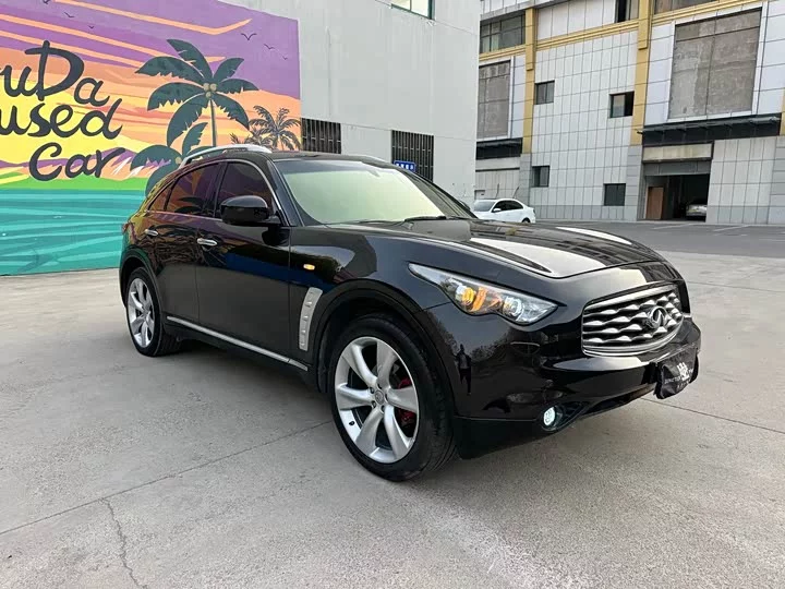 Infiniti FX