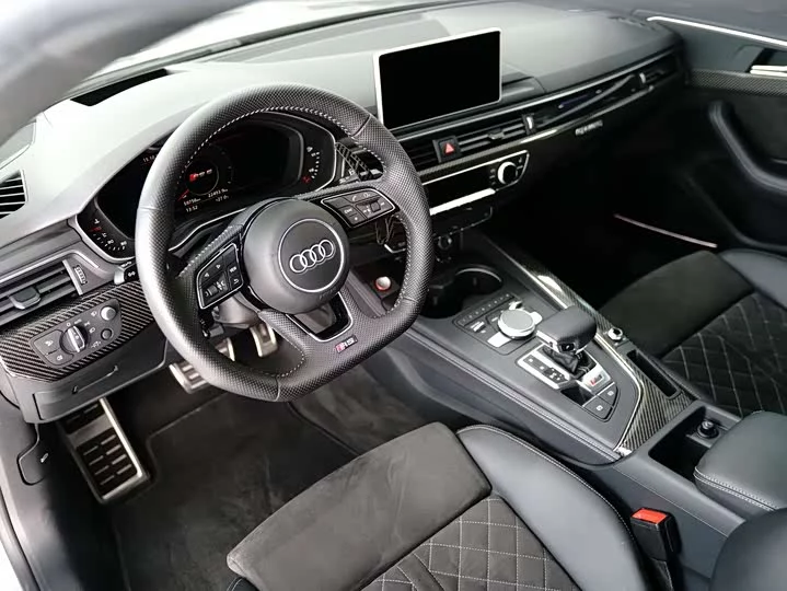 Audi RS 5