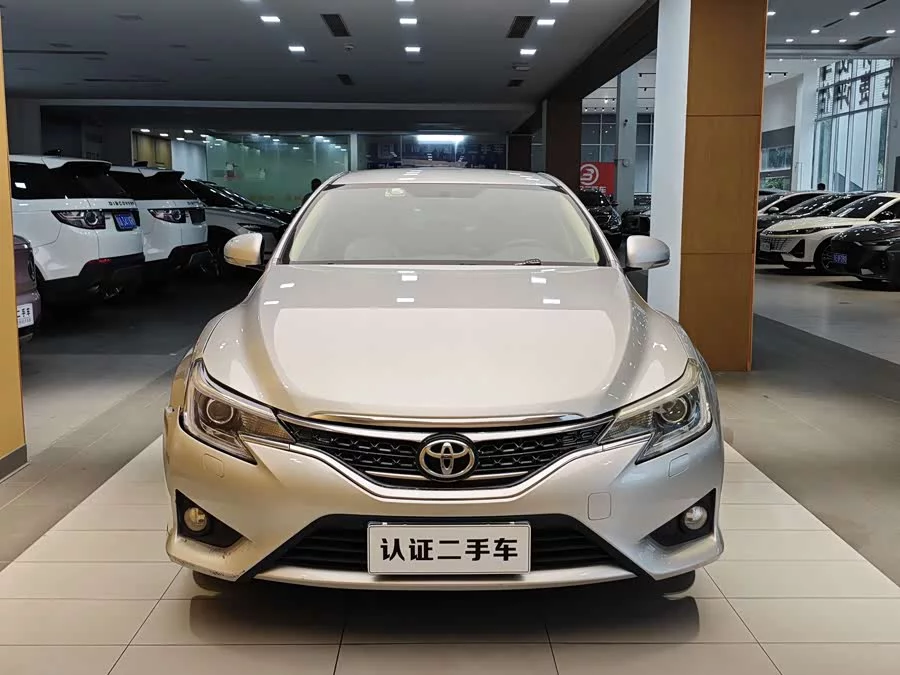 Toyota Reiz