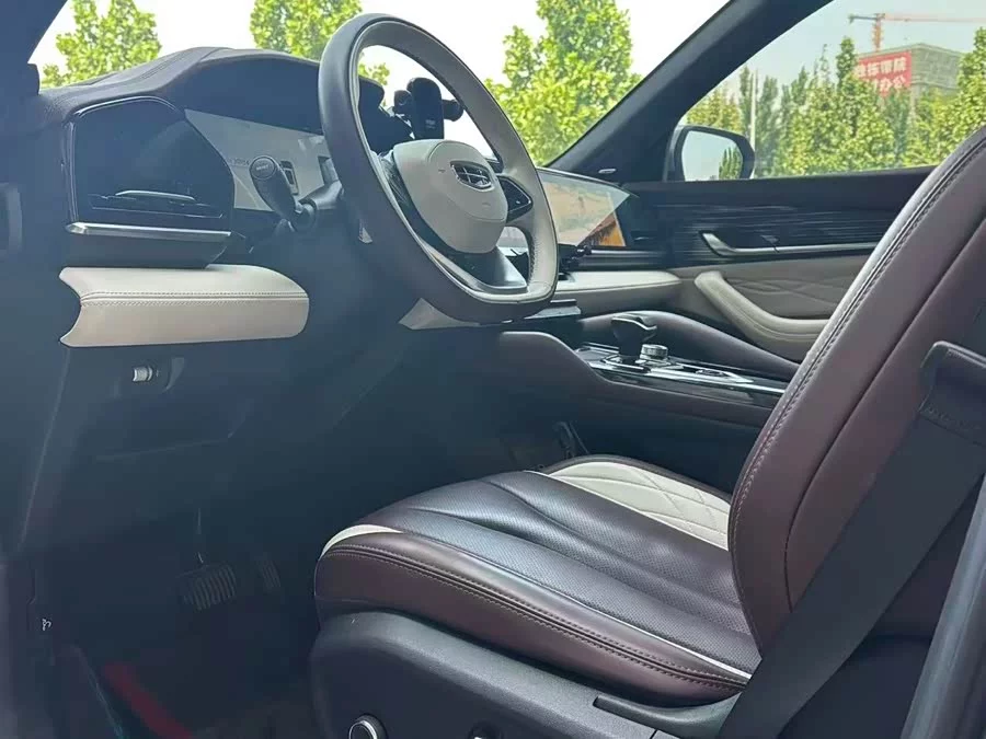 Geely Xingyue L