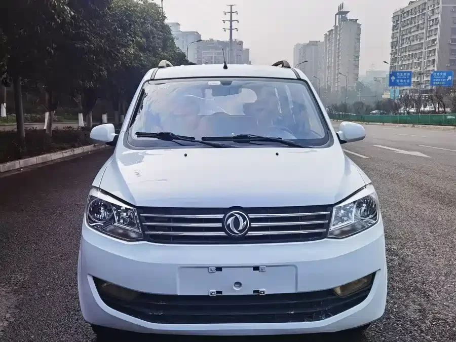 Dongfeng Fengguang 330