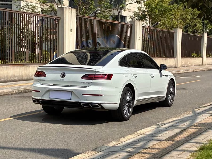 Volkswagen FAW- CC