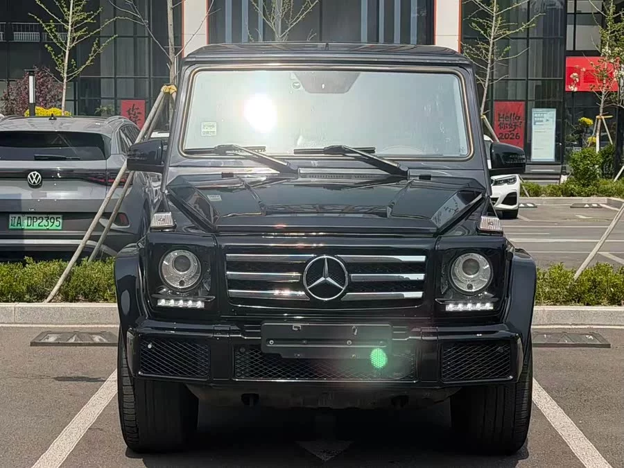 Mercedes Benz G-rated