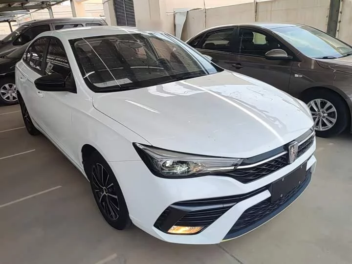 Roewe i5