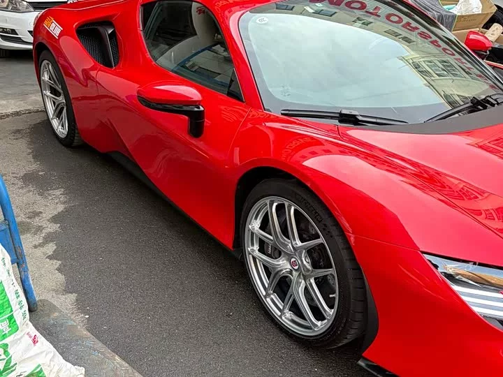 ferrari SF90