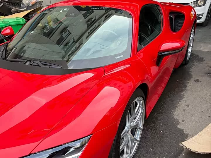 ferrari SF90