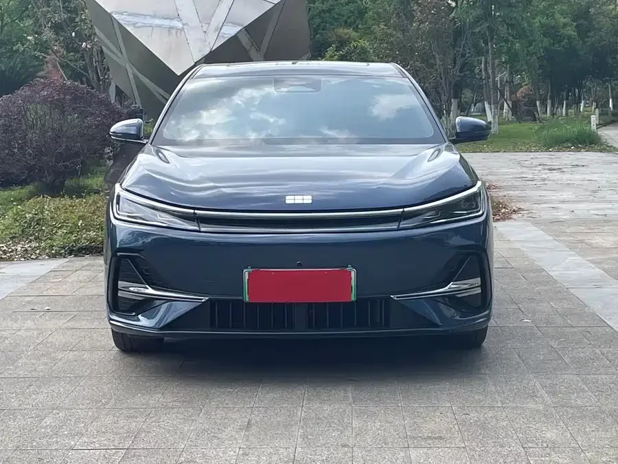 Geely Galaxy A7 EM