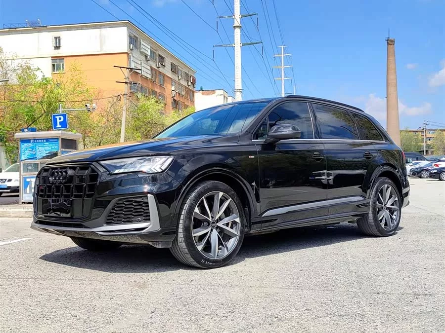 Audi Q7