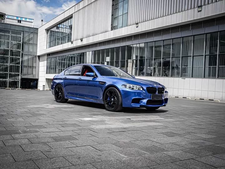 BMW M5