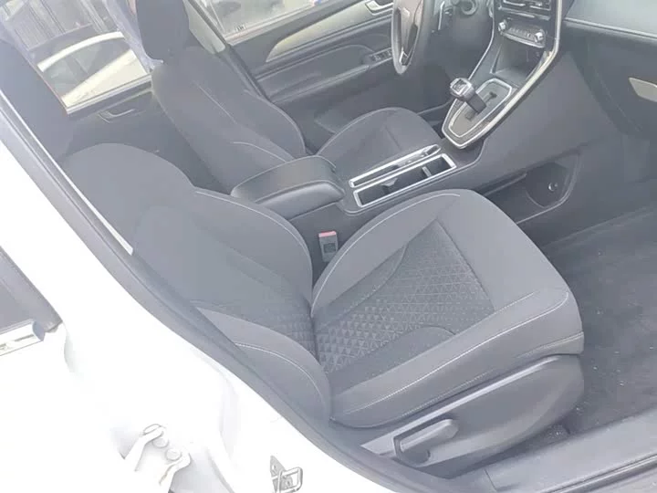 Haval M6