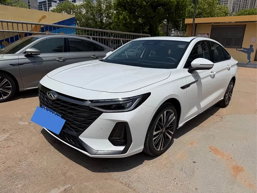 Chery Arrizo 8