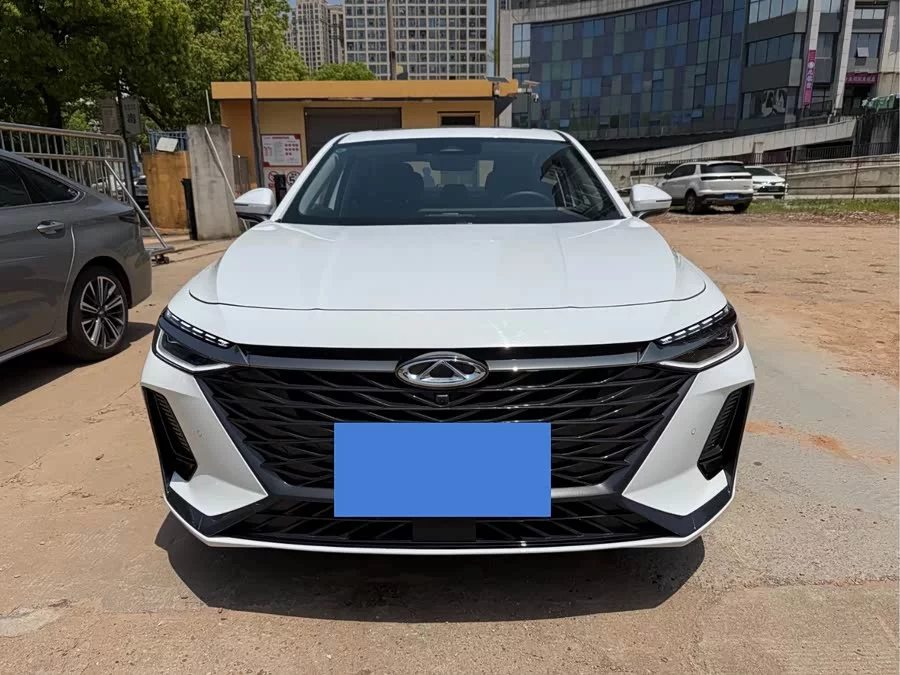 Chery Arrizo 8