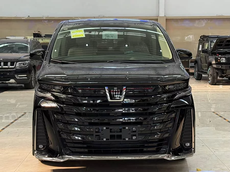 Toyota Crown Vellfire